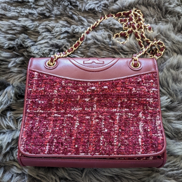 Tory Burch Crossbody Handbag. - Picture 1 of 15